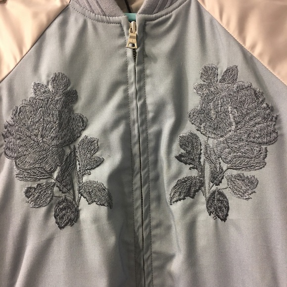 Izzue jacket - Picture 2 of 6
